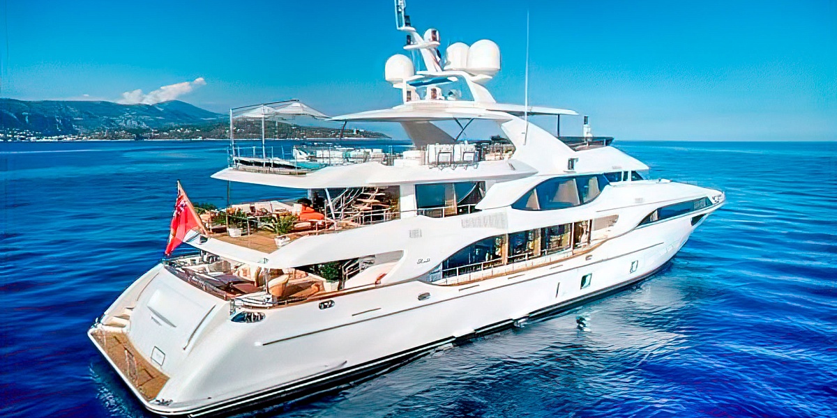 Аренда мега яхты Benetti Crystal 140 - Nela во Франции